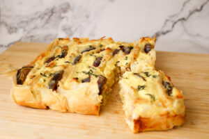 Brie fig filo crinkle cake